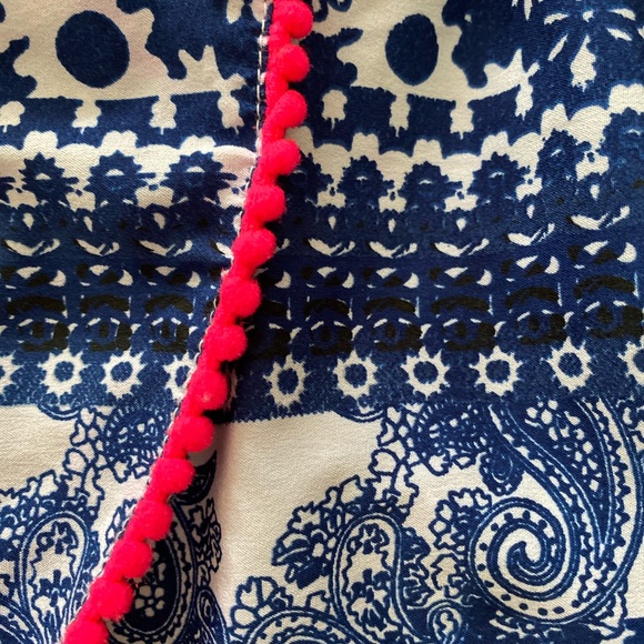 Shorts - Picture 4 of 4